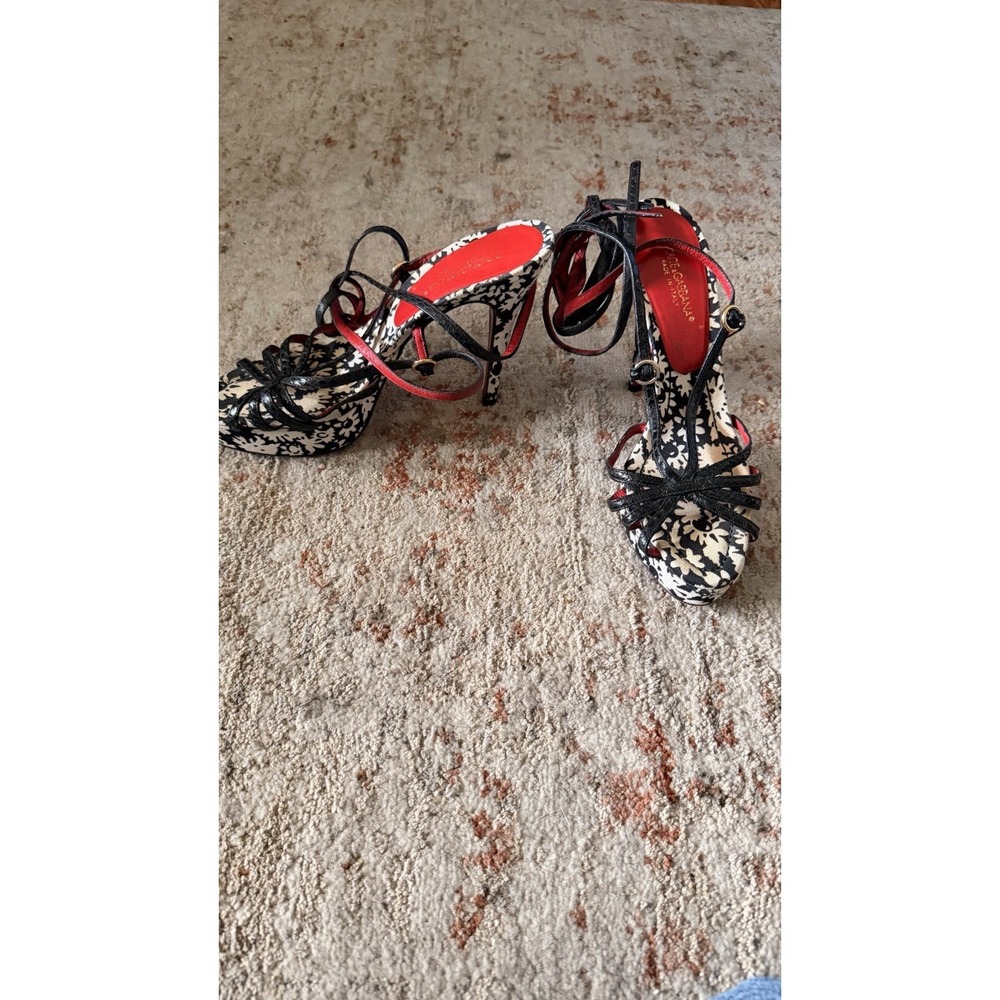 Dolce & Gabbana Strapped Sandal floral White & Black Sz EU 36.5 6 US Red Bottom - Picture 3 of 15